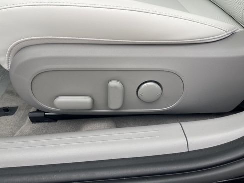 New 2025 Hyundai Ioniq 6 SEL image 19