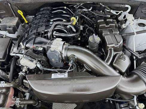 Used 2023 Dodge Durango GT RWD image 37