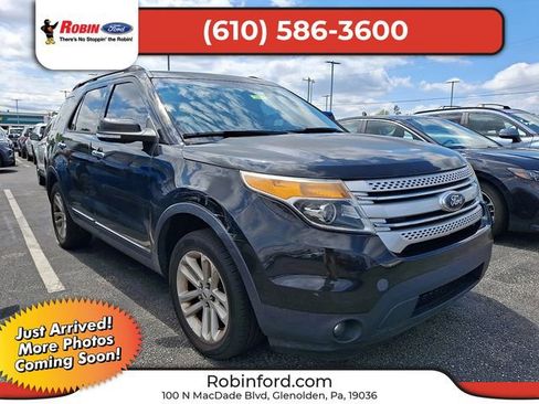 Used 2014 Ford Explorer XLT w/ Equipment Group 201A FWD image 1