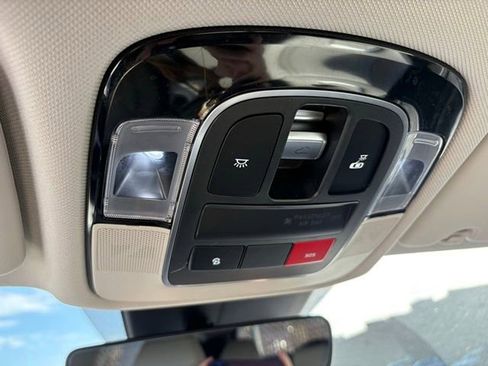 Used 2023 Hyundai Tucson Limited image 14