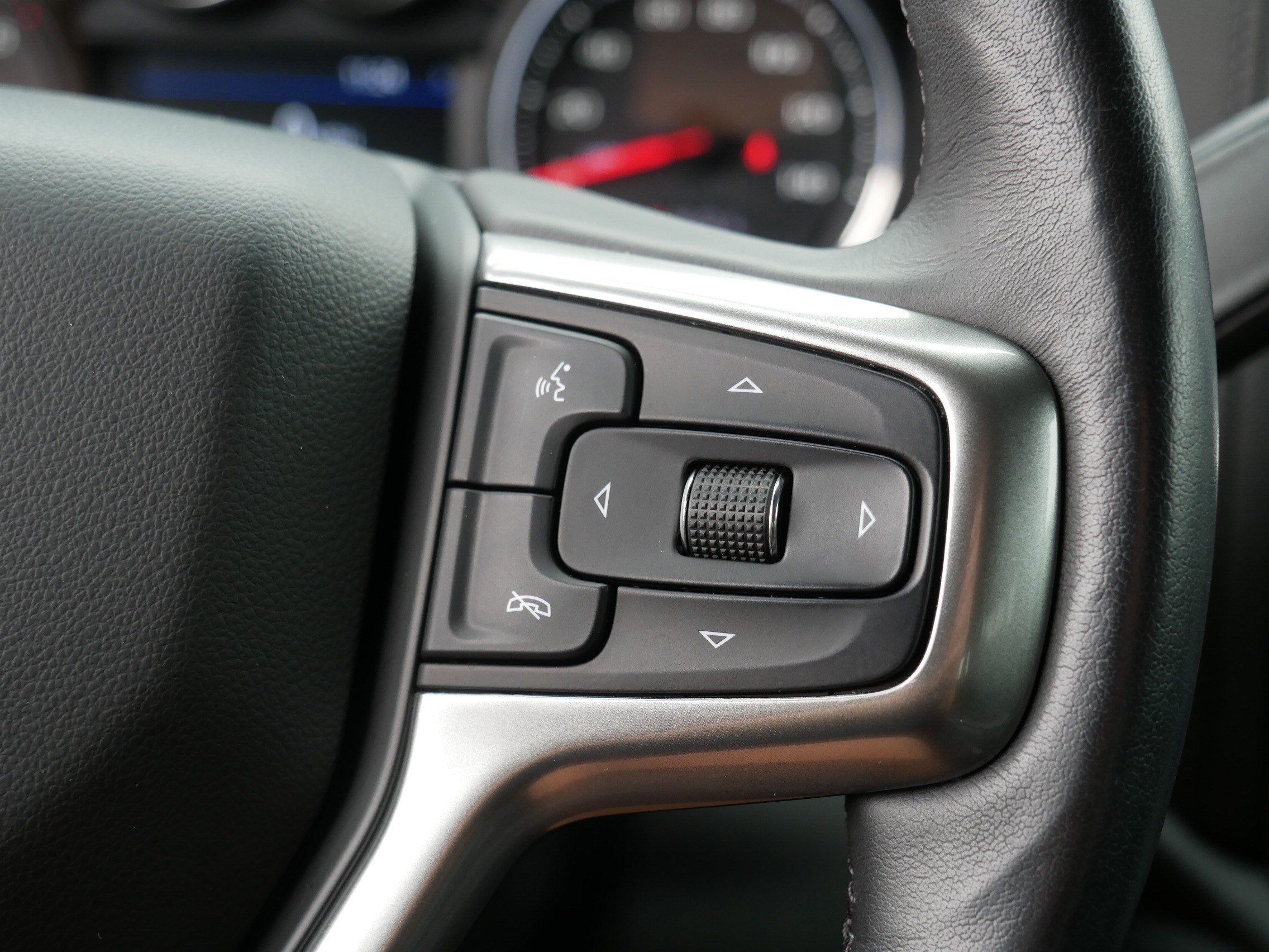 Used 2020 Chevrolet Silverado 1500 LT w/ All-Star Edition AWD/4WD image 29