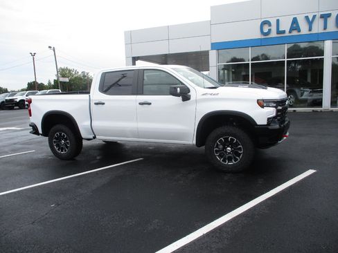 New 2026 Chevrolet Silverado 1500 ZR2 image 1