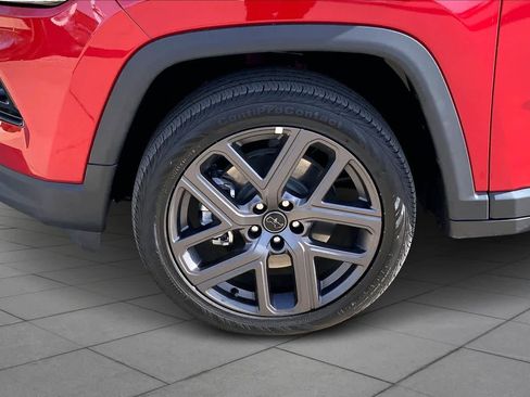 Used 2026 Jeep Compass Limited image 11