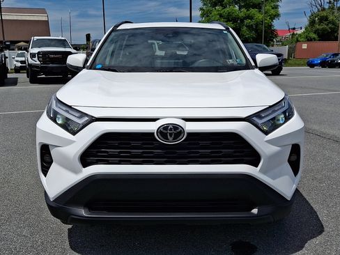 Used 2023 Toyota RAV4 XLE w/ Convenience Package AWD/4WD image 2