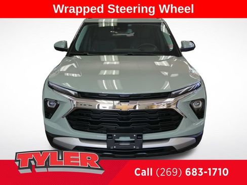 New 2026 Chevrolet TrailBlazer LT w/ Convenience Package AWD/4WD image 2