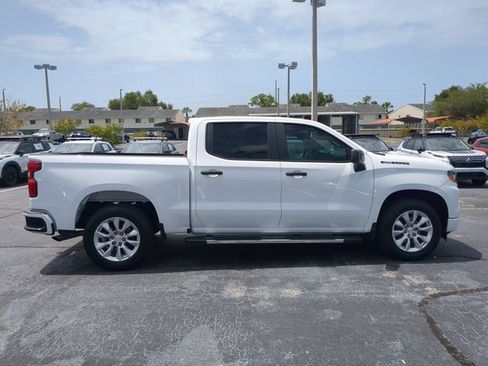 Used 2024 Chevrolet Silverado 1500 Custom RWD image 5