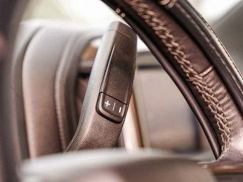 Used 2022 Chevrolet Silverado 2500 High Country w/ Safety Package II image 20