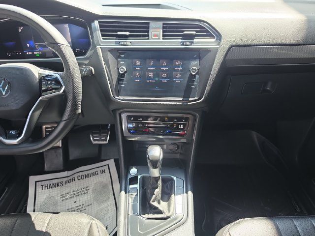 Used 2022 Volkswagen Tiguan SE R-Line FWD image 13