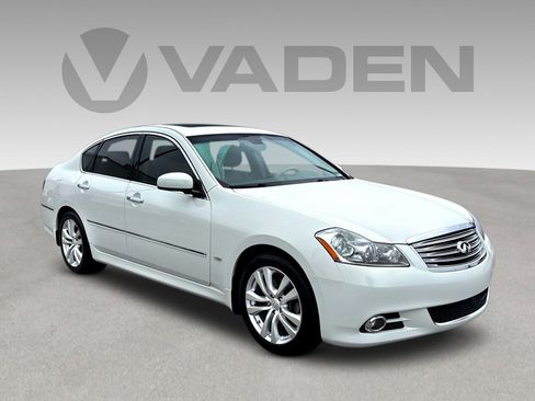 Used 2010 INFINITI M35 w/ Technology Pkg image 1