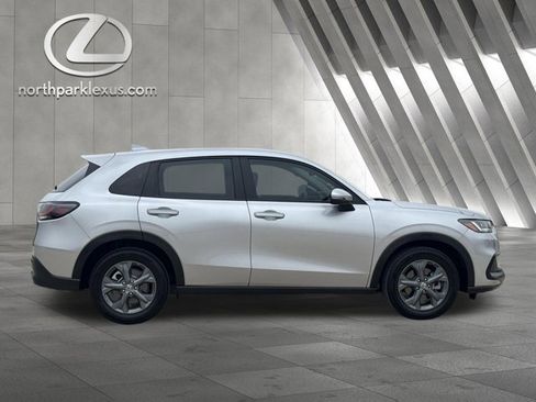 Used 2026 Honda HR-V LX image 4