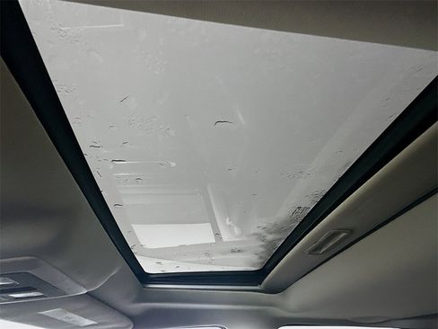 Used 2013 RAM 2500 Laramie w/ Cold Weather Group image 21