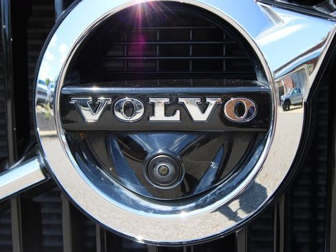 Used 2019 Volvo XC90 T6 Momentum w/ Advanced Package AWD/4WD image 4