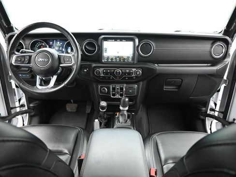 Used 2023 Jeep Wrangler Unlimited Sahara w/ Cold Weather Group image 20