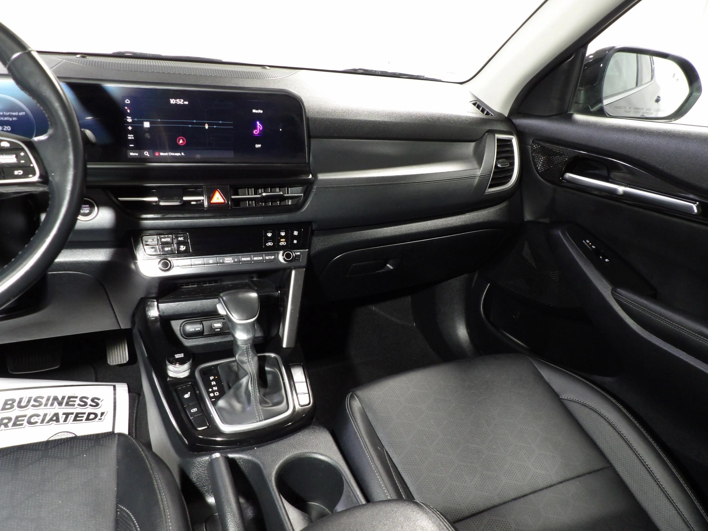 Used 2025 Kia Seltos EX w/ EX Sunroof Package FWD image 12