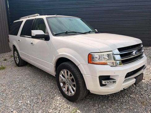 Used 2015 Ford Expedition EL Limited w/ Equipment Group 301A AWD/4WD image 3