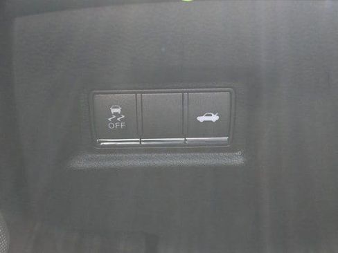 Used 2018 INFINITI Q60 3.0t Luxe image 37