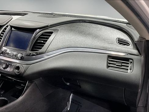 Used 2016 Chevrolet Impala LT w/ Leather Package FWD image 24