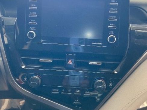 Used 2023 Toyota Camry LE image 21