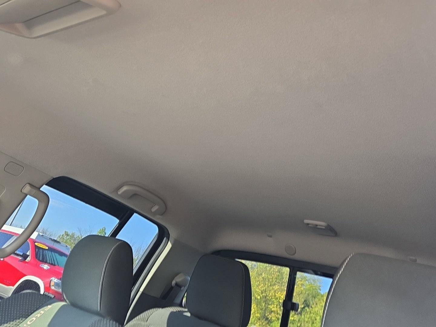 Used 2016 Nissan Frontier Desert Runner RWD image 17