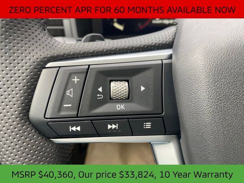 New 2025 Mitsubishi Outlander SE image 39