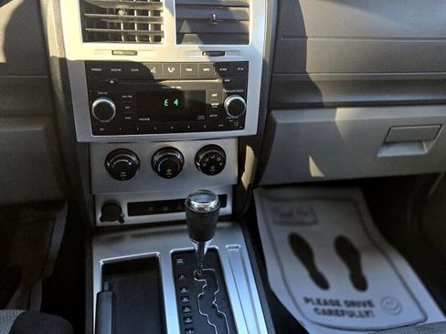 Used 2008 Dodge Nitro SLT image 12