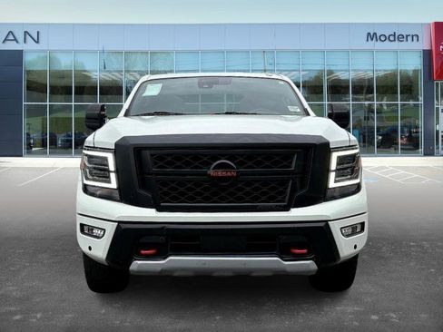 Used 2021 Nissan Titan PRO-4X w/ Pro-4x Utility Package image 2