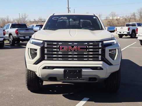 New 2026 GMC Canyon Denali image 8
