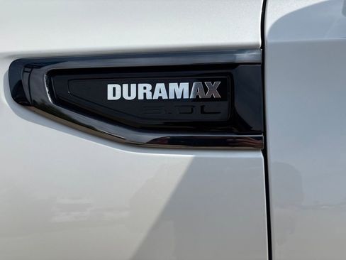 Used 2023 GMC Yukon Denali Ultimate image 40