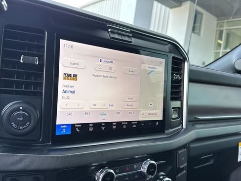 New 2026 Ford F250 Platinum w/ FX4 Off-Road Package image 31