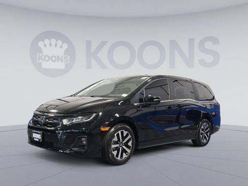 Used 2025 Honda Odyssey EX-L image 1