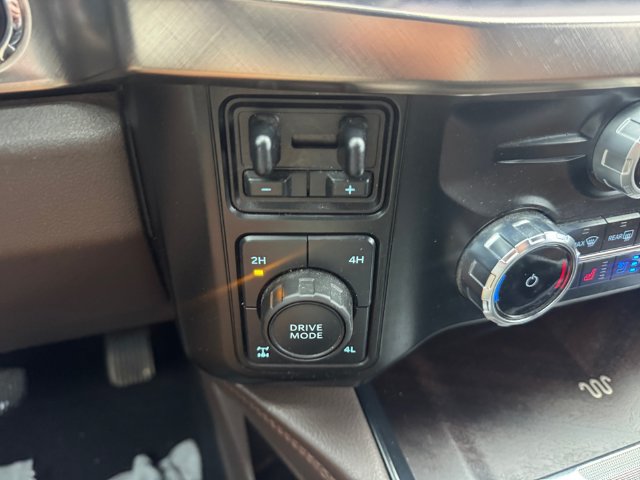 Used 2024 Ford F250 King Ranch w/ FX4 Off-Road Package AWD/4WD image 19