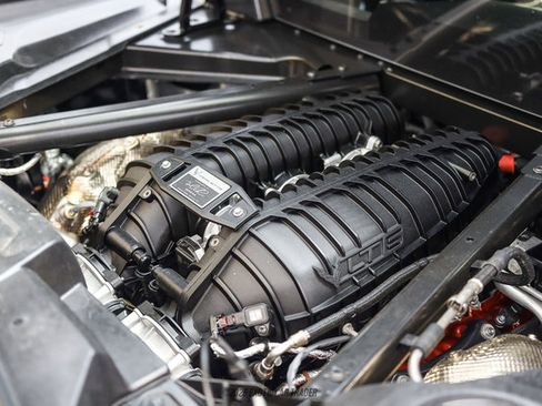 Used 2023 Chevrolet Corvette Z06 RWD image 29
