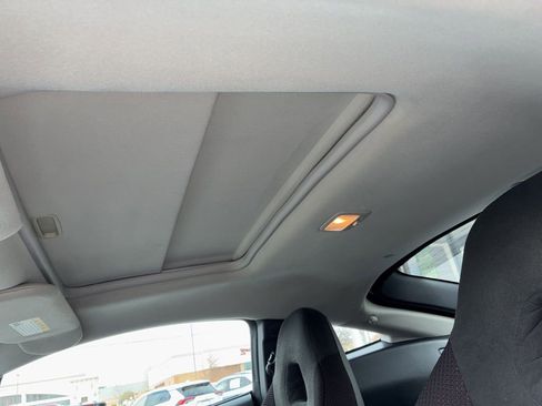 Used 2009 Mitsubishi Eclipse GT image 8