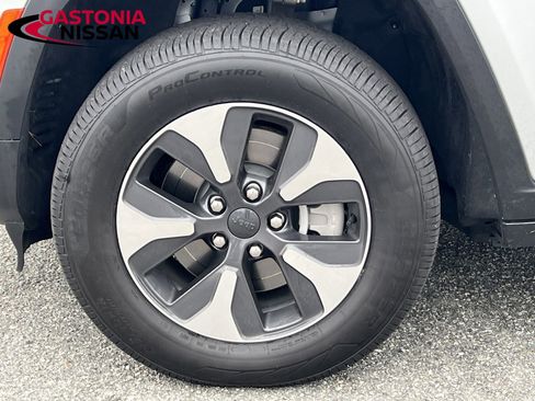 Used 2022 Jeep Grand Cherokee Limited 4xe image 43