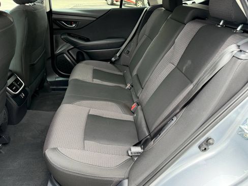 Used 2024 Subaru Outback Premium AWD/4WD image 31