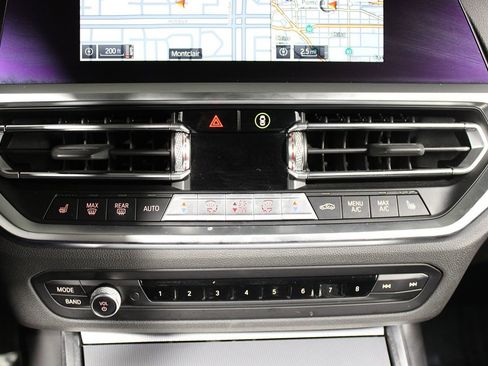 Used 2022 BMW 230i Coupe w/ Convenience Package image 7