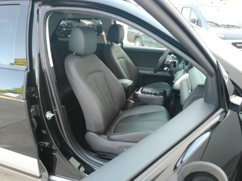 Used 2025 Hyundai Ioniq 5 Limited RWD image 22
