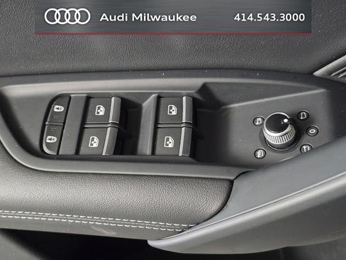 Used 2023 Audi Q5 2.0T Premium Plus w/ Premium Plus Package AWD/4WD image 14