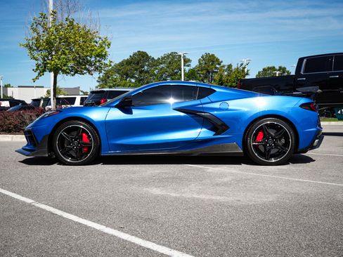 Used 2020 Chevrolet Corvette Stingray Preferred Cpe w/ 2LT Preferred Equipment Group RWD image 8