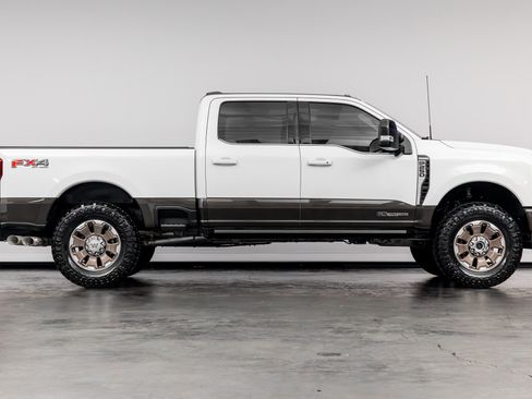Used 2024 Ford F250 King Ranch w/ FX4 Off-Road Package AWD/4WD image 21