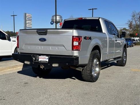 Used 2018 Ford F150 XLT w/ Equipment Group 302A Luxury image 8