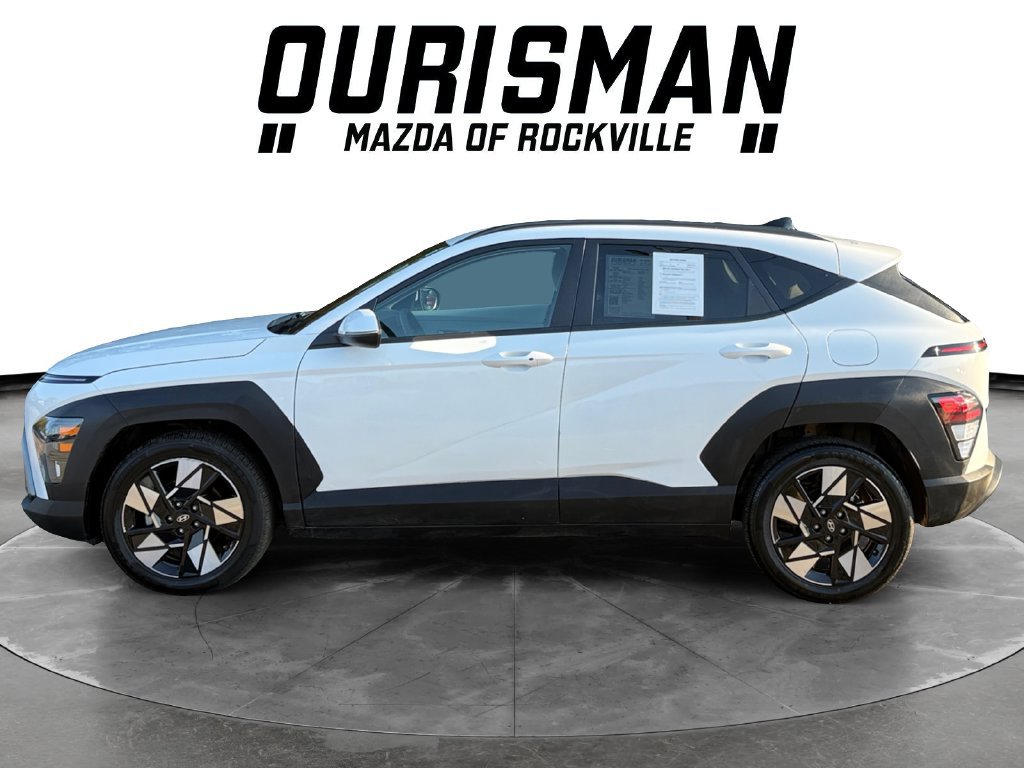 Used 2025 Hyundai Kona SEL FWD image 3