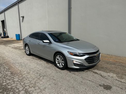Used 2021 Chevrolet Malibu LT image 11