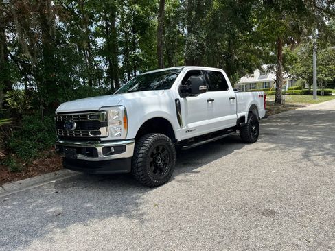 Used 2023 Ford F250 XLT w/ FX4 Off-Road Package AWD/4WD image 8