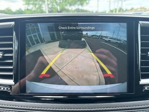 New 2027 Chrysler Pacifica Select AWD/4WD image 42