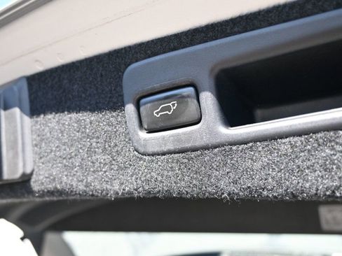 Used 2012 Lexus RX 450h FWD image 19