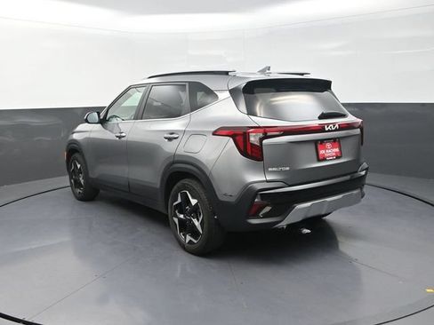 Used 2025 Kia Seltos EX w/ EX Sunroof Package FWD image 6