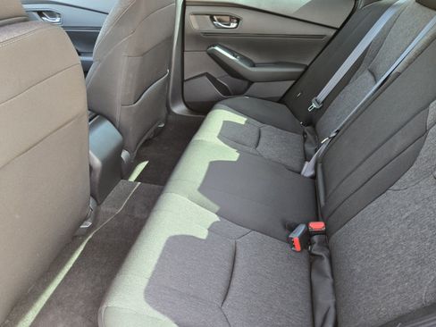 Used 2023 Honda Accord EX image 27