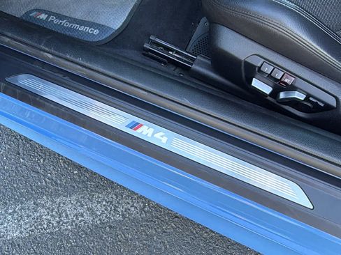 Used 2018 BMW M4 Coupe RWD image 26