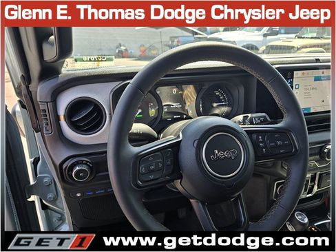 Certified 2024 Jeep Wrangler Unlimited AWD/4WD image 16